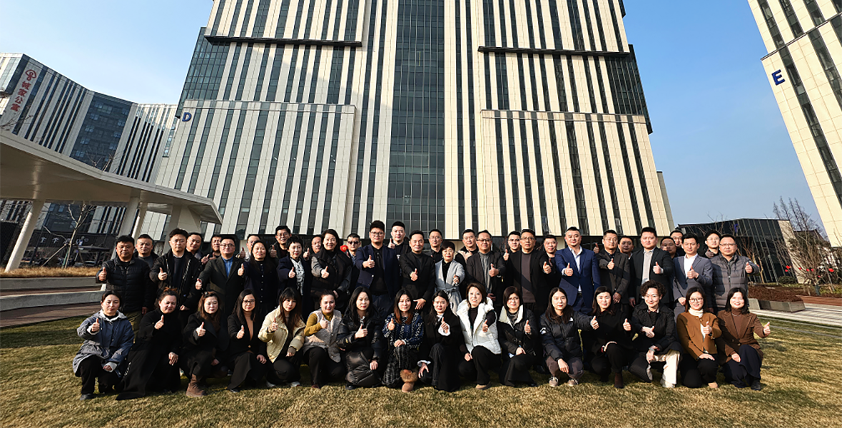 追梦逐光 向善而行 | C7娱乐集团2024年年终总结会议暨2025年新年歌会圆满举行